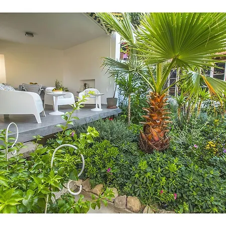 Garden Apartmán