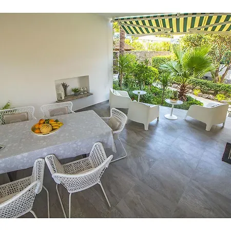 Garden Apartmán Podstrana