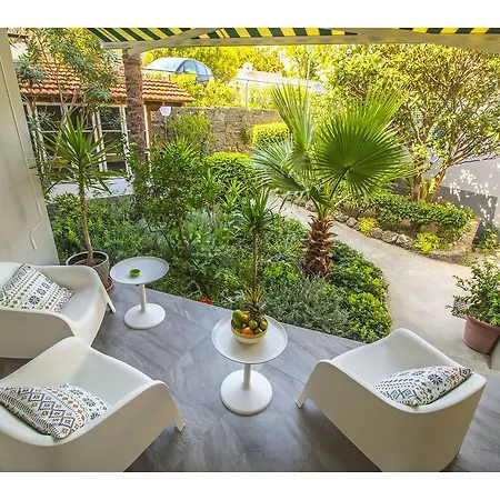 Garden Apartmán